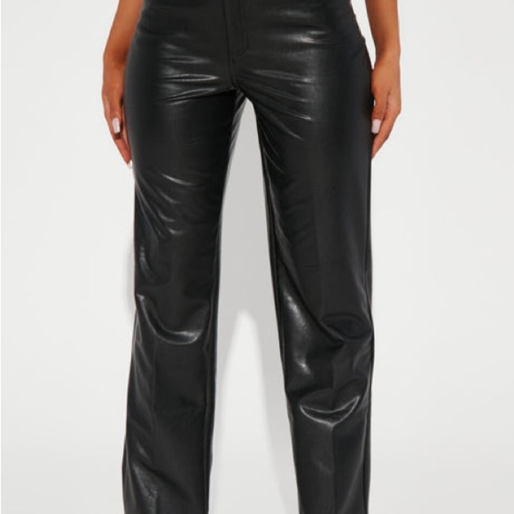 Sz M women Fashion Nova Truly chic faux leather pant black New - Picture 3 of 14